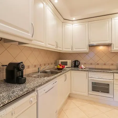 - M M Garden - Magnifico T2 Apartment