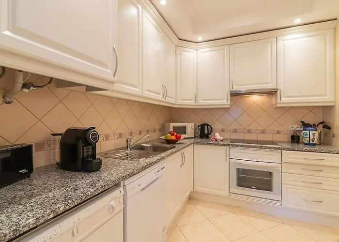 - M M Garden - Magnifico T2 Apartment